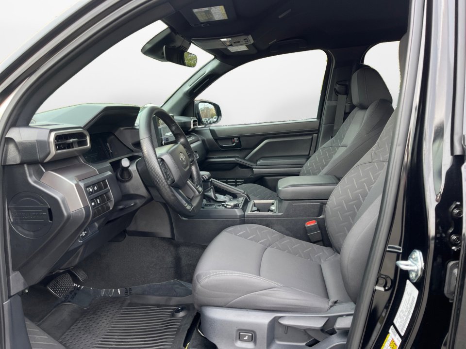 Certified 2025 Toyota Tacoma SR5 image 11