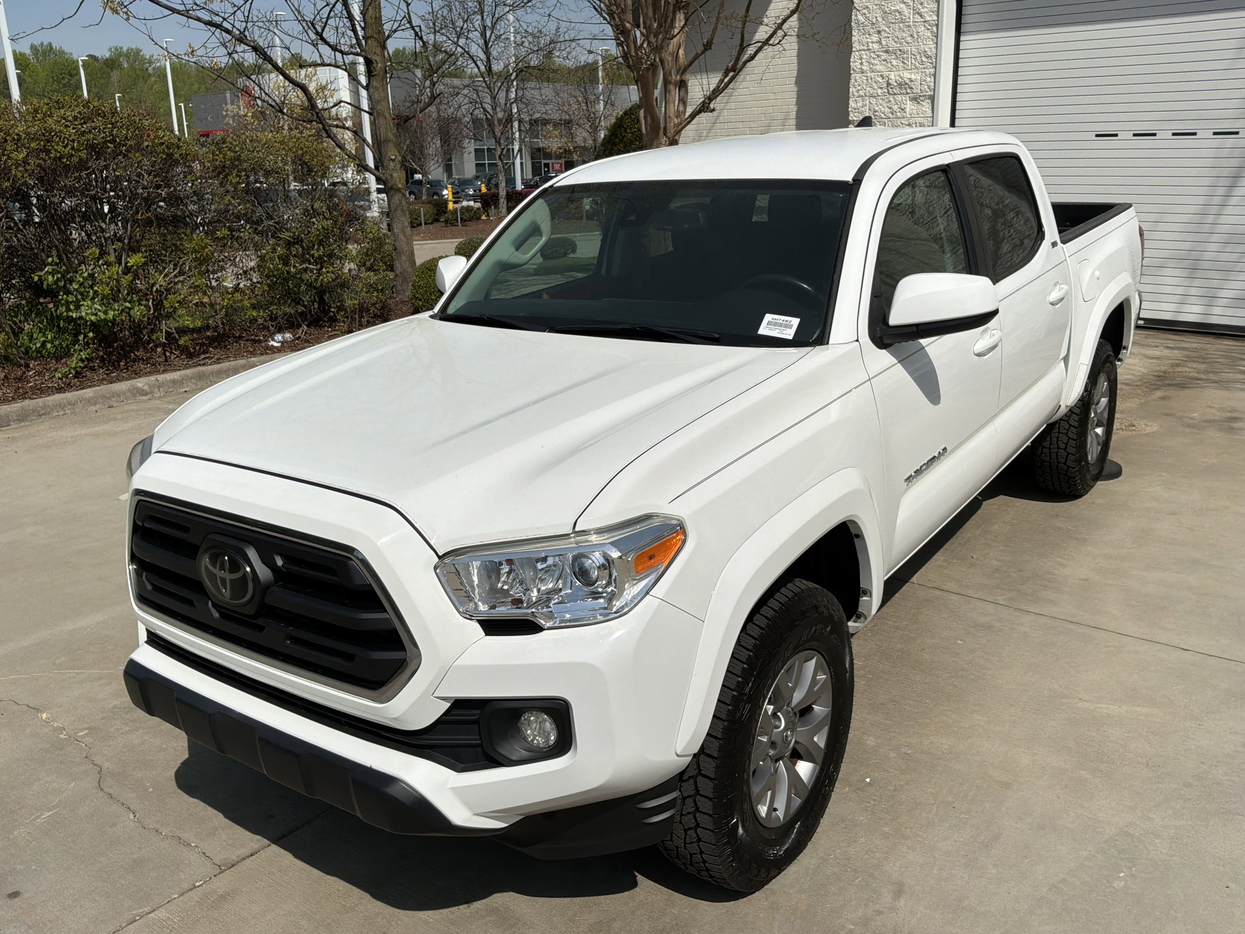 Used 2019 Toyota Tacoma SR5 RWD image 5
