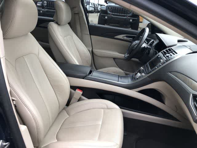 Used 2019 Lincoln MKZ Reserve FWD image 21
