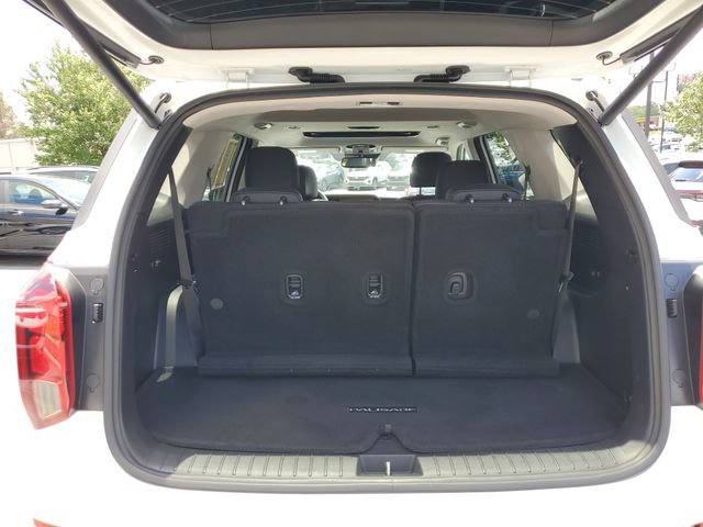 Used 2022 Hyundai Palisade SEL w/ Premium Package FWD image 8