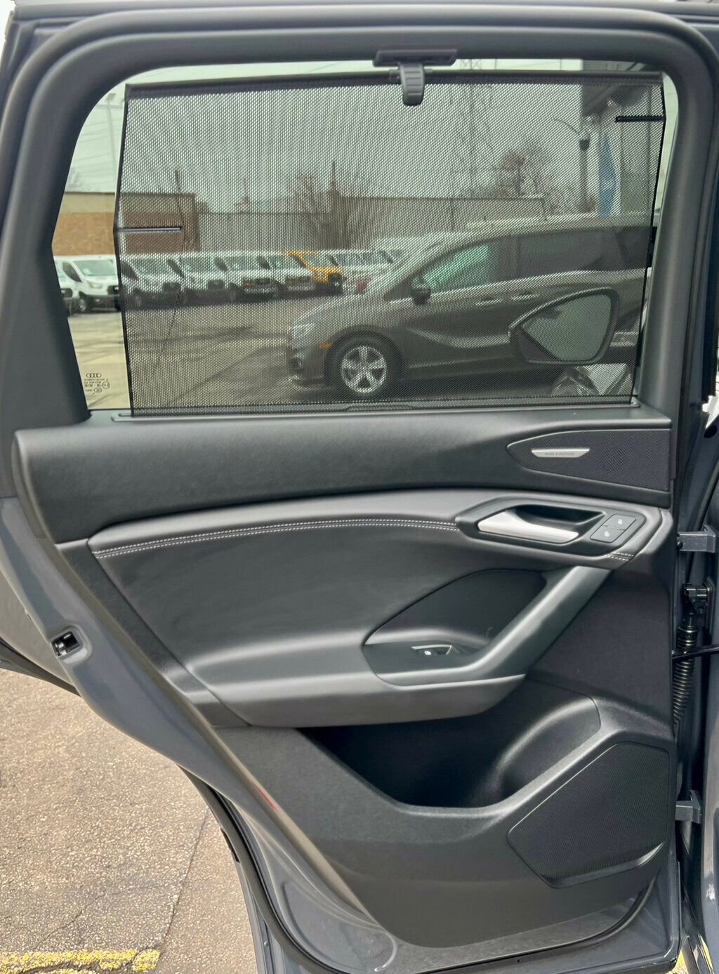 Used 2025 Audi Q6 e-tron Premium Plus w/ Premium Plus image 17