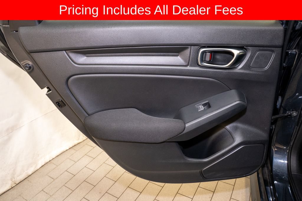 Used 2023 Honda Civic Sport image 8