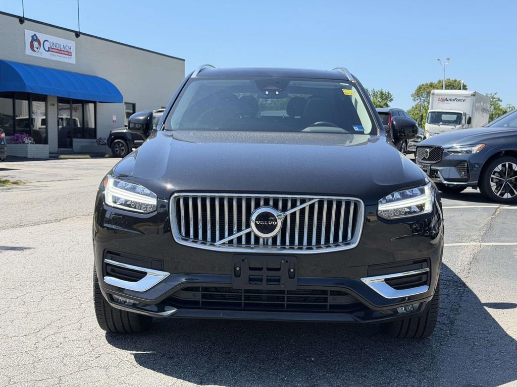 Used 2023 Volvo XC90 B6 Plus w/ Protection Package AWD/4WD image 24