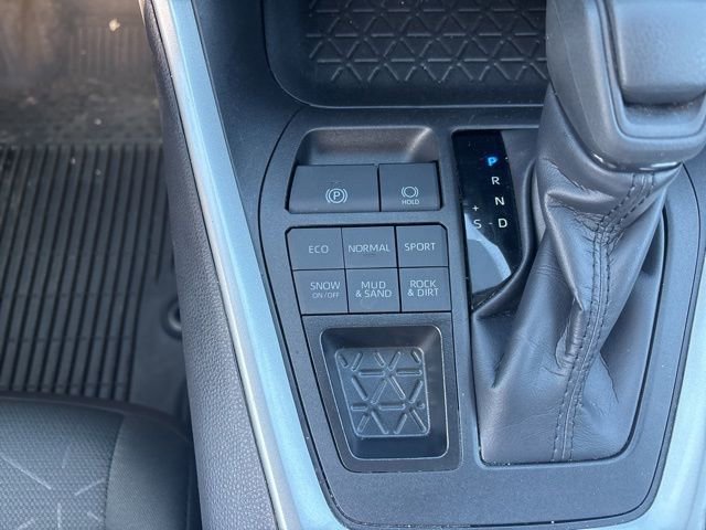 Certified 2024 Toyota RAV4 XLE image 34