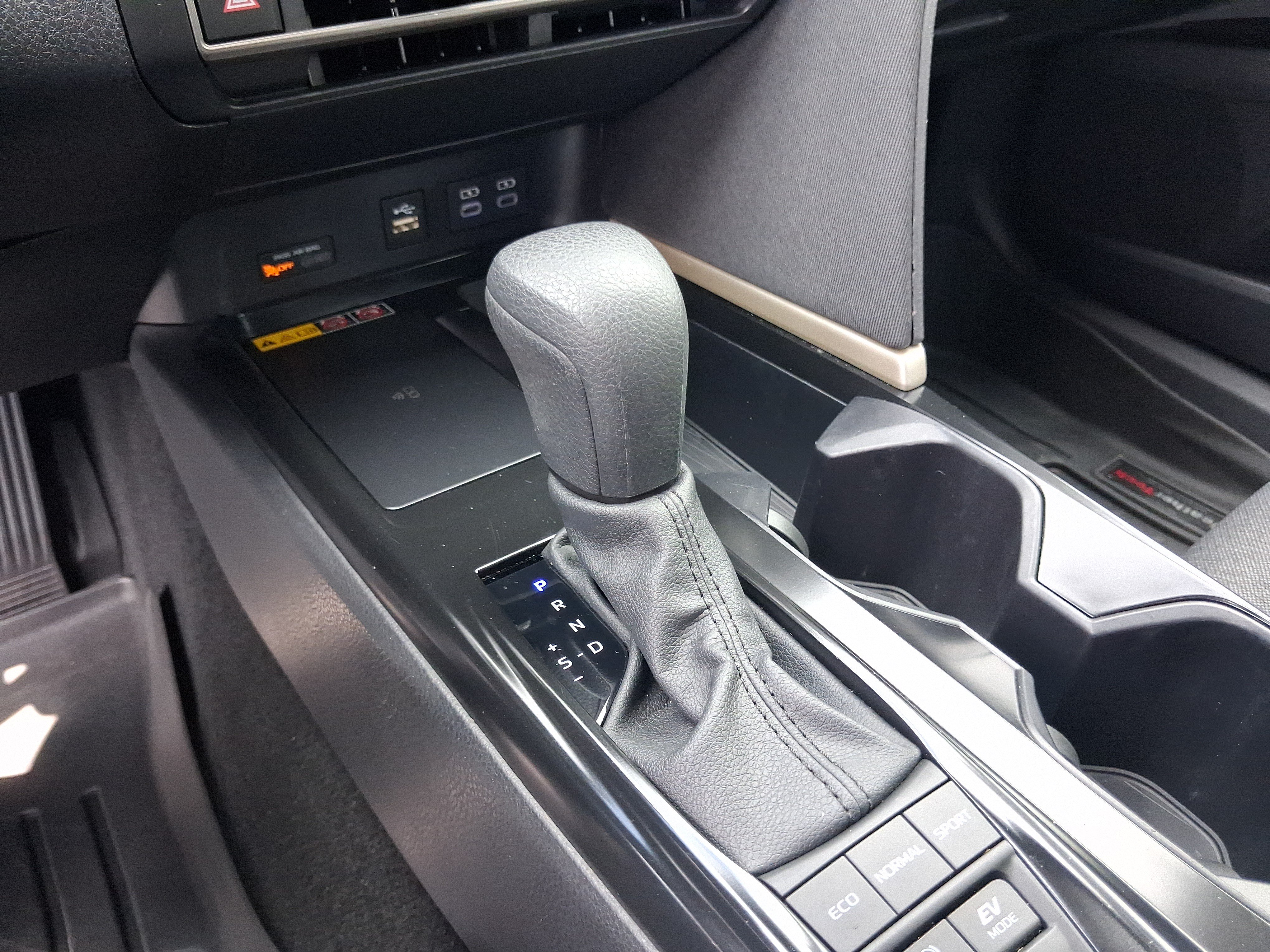Used 2026 Toyota Camry LE FWD image 20
