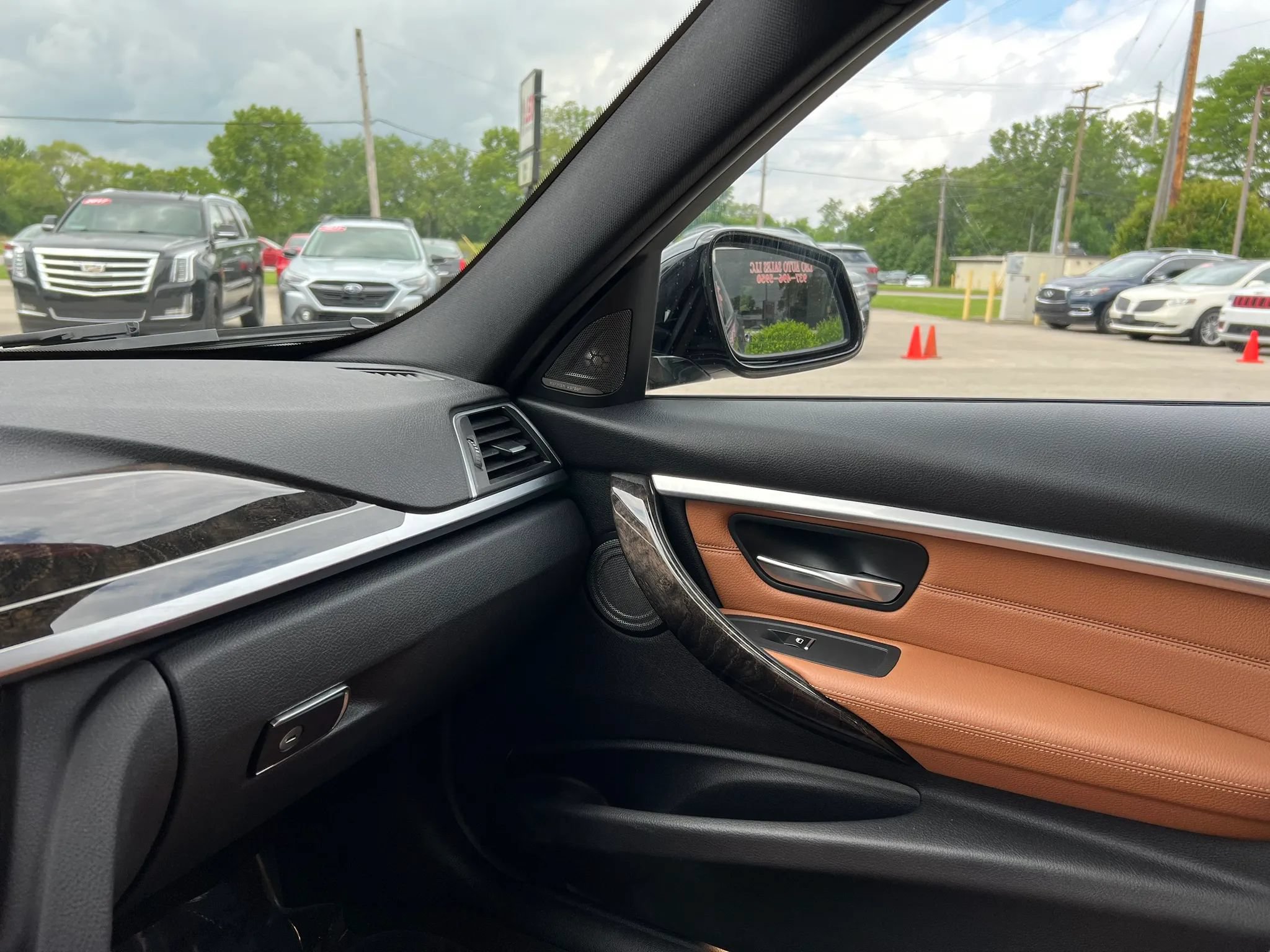 Used 2016 BMW 340i xDrive Sedan AWD/4WD image 19