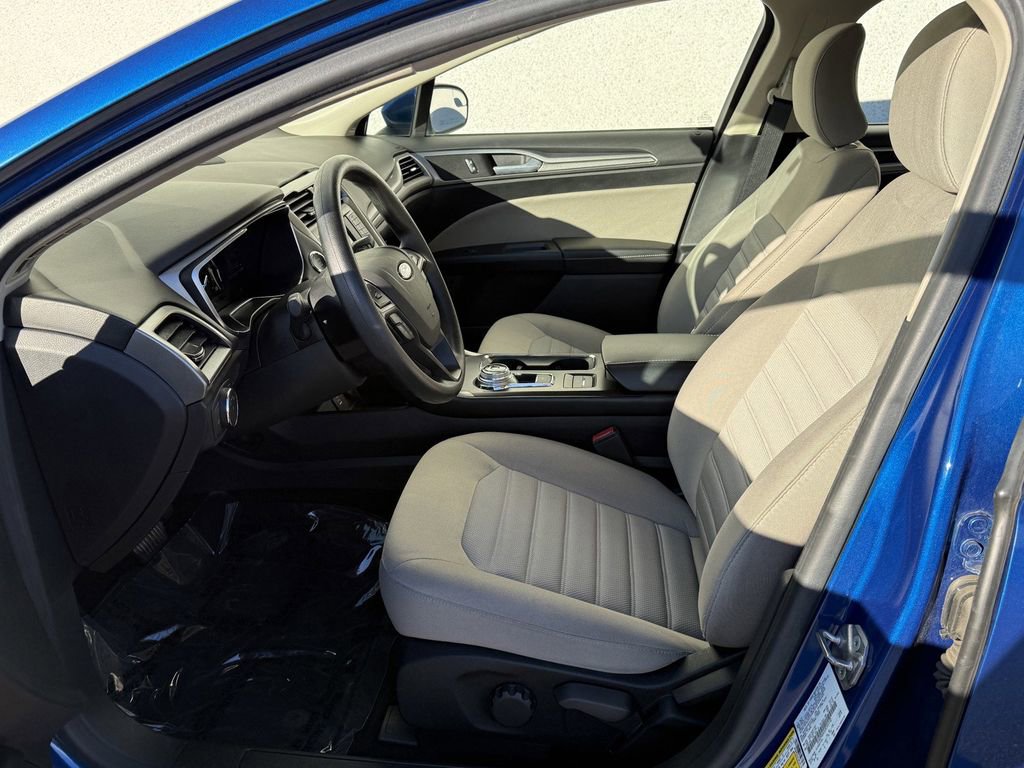 Used 2018 Ford Fusion S image 14