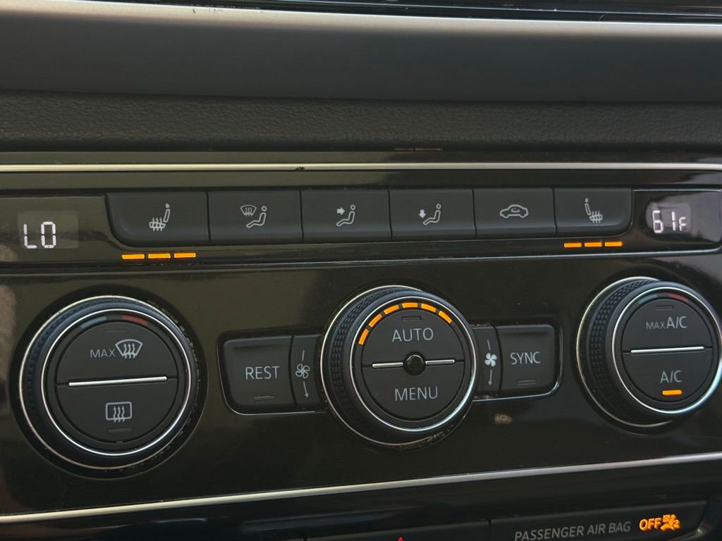 Certified 2023 Volkswagen Atlas SEL R-Line image 14