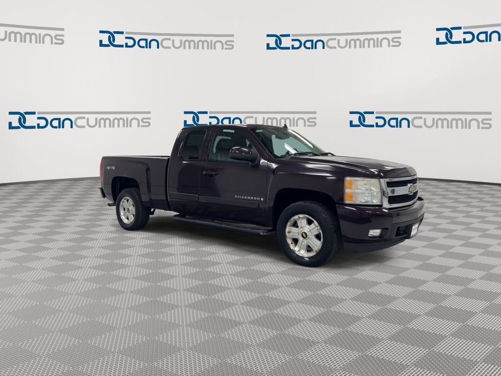Used 2008 Chevrolet Silverado 1500 LTZ w/ Suspension Package, Off-Road AWD/4WD image 2