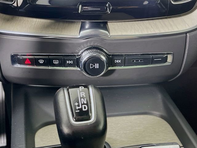 Used 2018 Volvo XC60 T6 Inscription w/ Convenience Package image 17