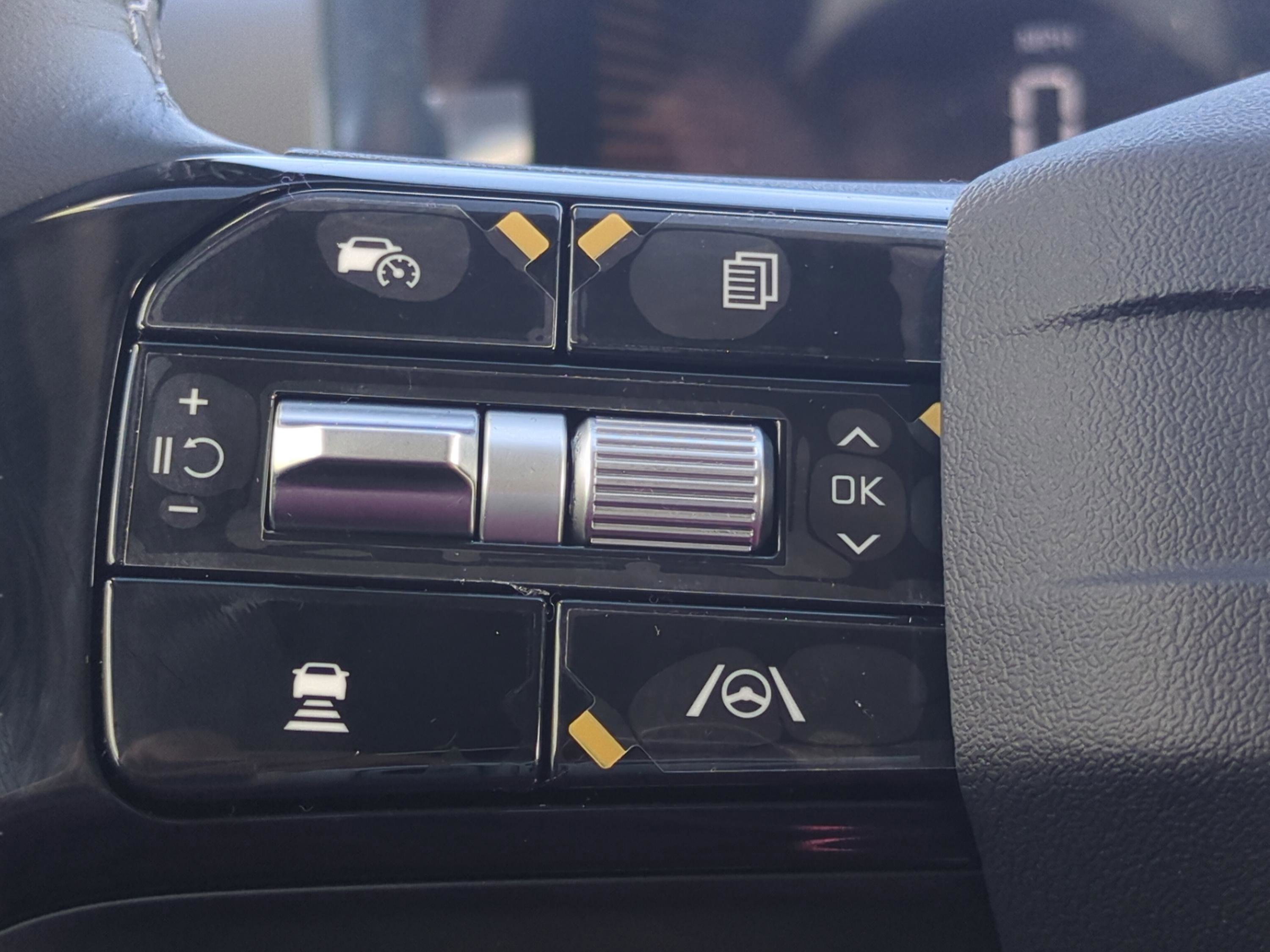 New 2026 Kia Sorento LX FWD image 18