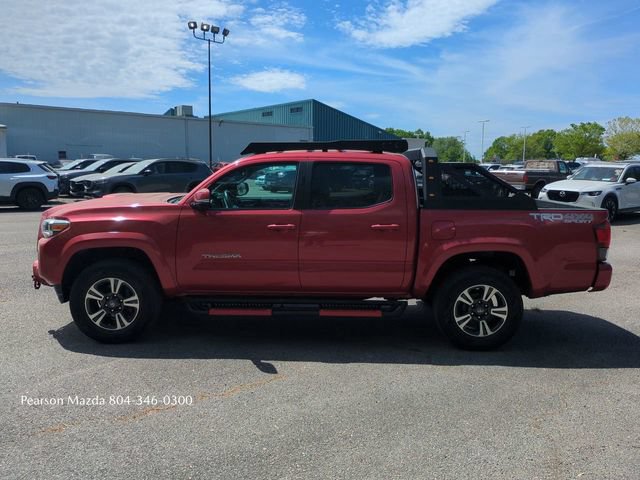 Used 2019 Toyota Tacoma TRD Sport AWD/4WD image 8