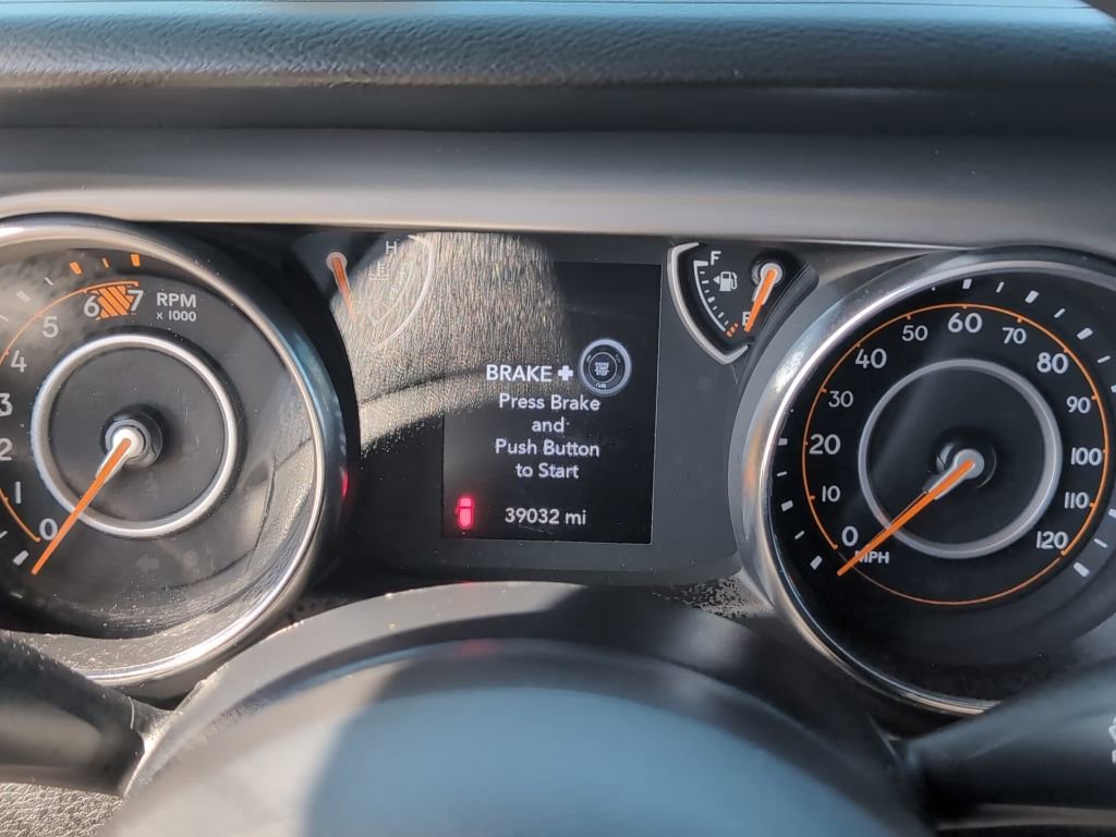 Used 2022 Jeep Wrangler Unlimited Sport image 18