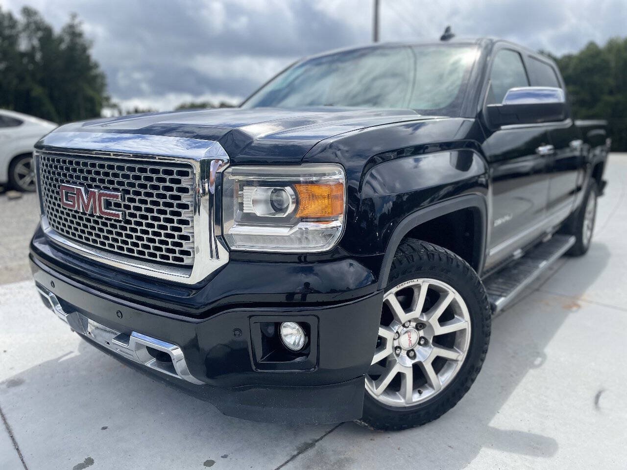 Used 2015 GMC Sierra 1500 Denali AWD/4WD image 3
