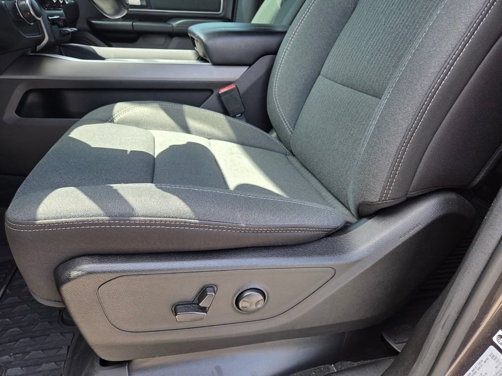 Used 2022 RAM 1500 Big Horn RWD image 10