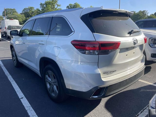 Used 2018 Toyota Highlander Limited FWD image 10