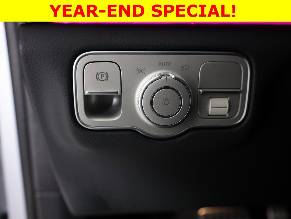 Used 2025 Mercedes-Benz GLS 450 4MATIC image 11