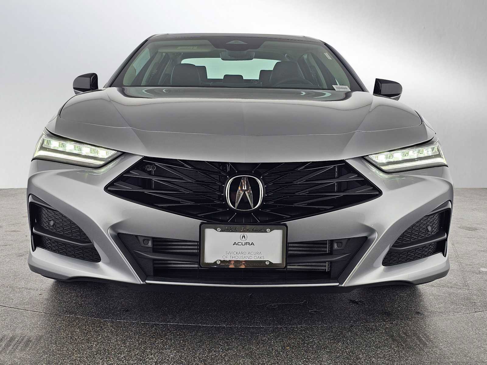 New 2025 Acura TLX w/ Technology Package image 2