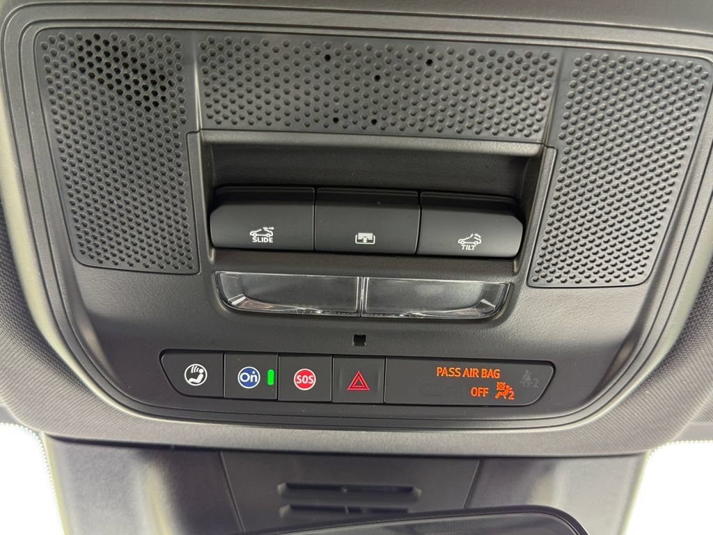 New 2026 Chevrolet Equinox EV LT FWD image 19
