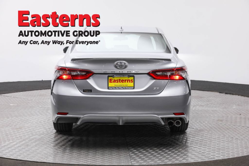 Used 2023 Toyota Camry SE FWD image 6