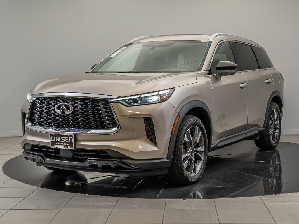 Used 2023 INFINITI QX60 Luxe