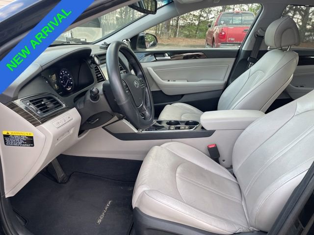 Used 2017 Hyundai Sonata Limited w/ Tech Package 03 image 12