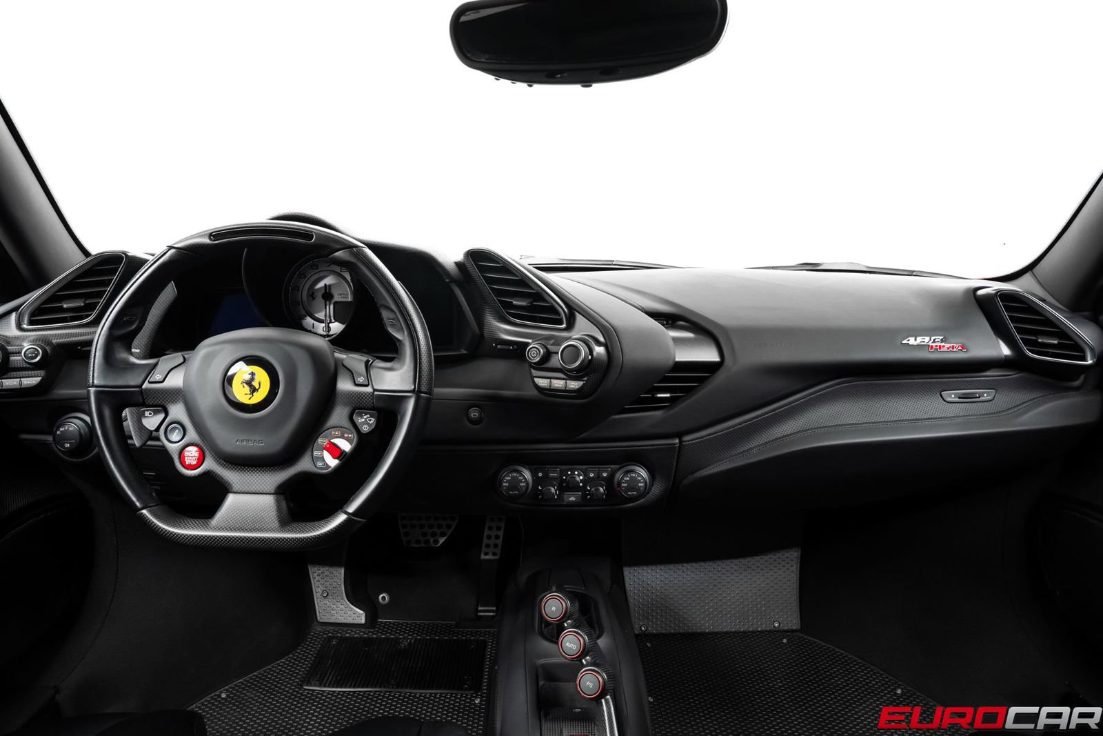 Used 2019 Ferrari 488 Pista Coupe RWD image 32