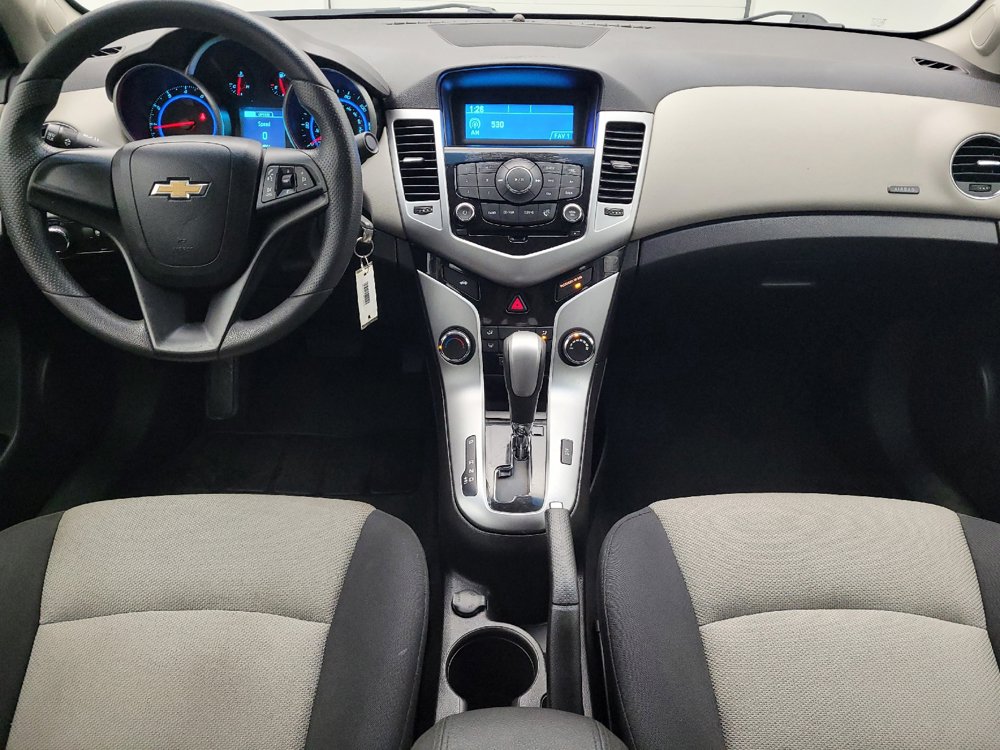 Used 2016 Chevrolet Cruze LS FWD image 22