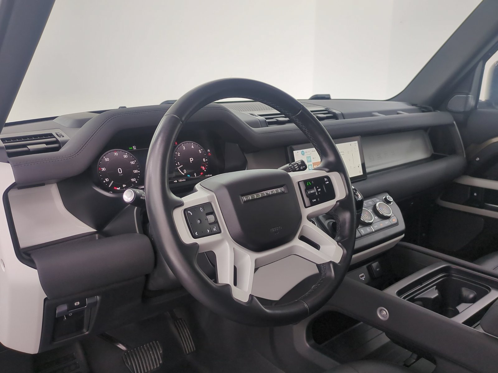 Used 2023 Land Rover Defender 90 S AWD/4WD image 4