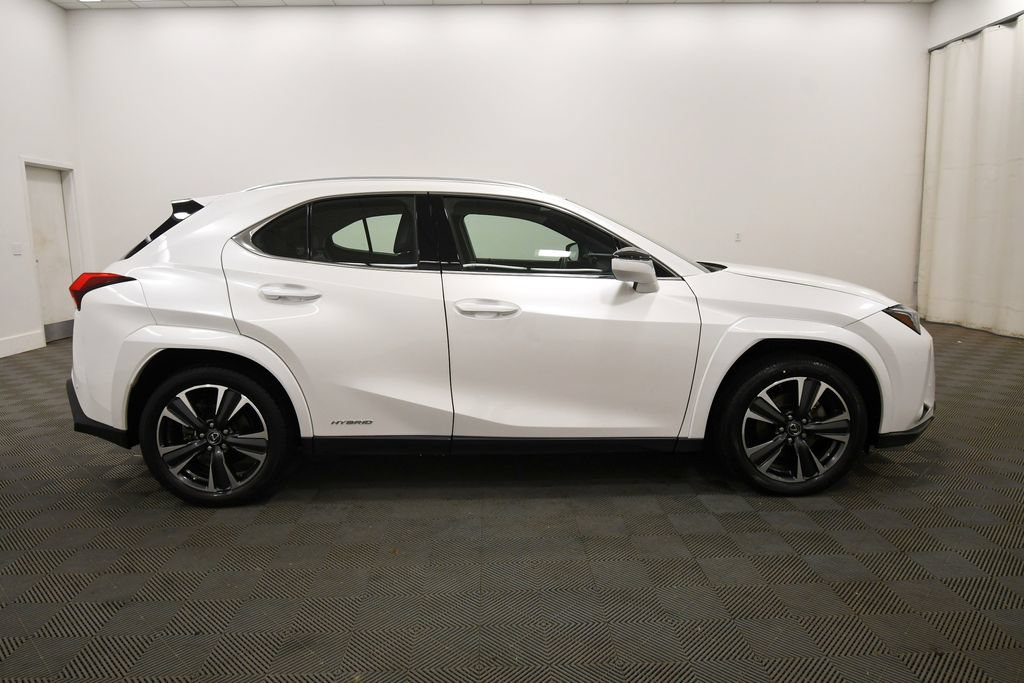 Used 2022 Lexus UX 250h w/ Premium Package AWD/4WD image 9