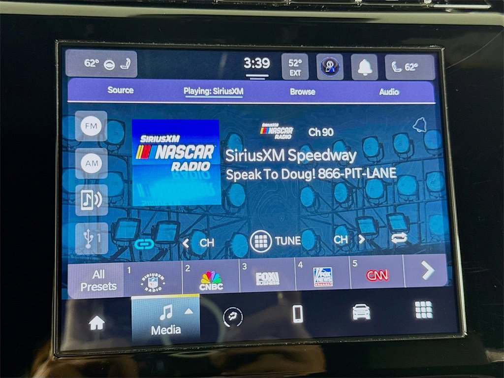 Used 2021 Jeep Grand Cherokee L Laredo image 35