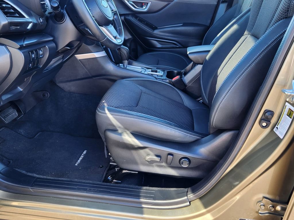 Certified 2023 Subaru Forester Premium image 11