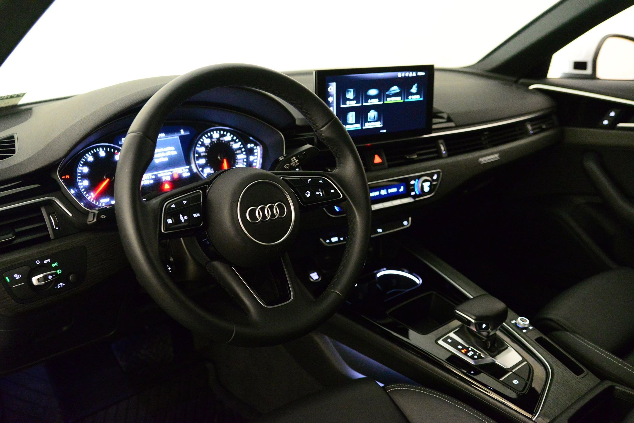 Certified 2023 Audi A4 2.0T Premium w/ Convenience Package image 30