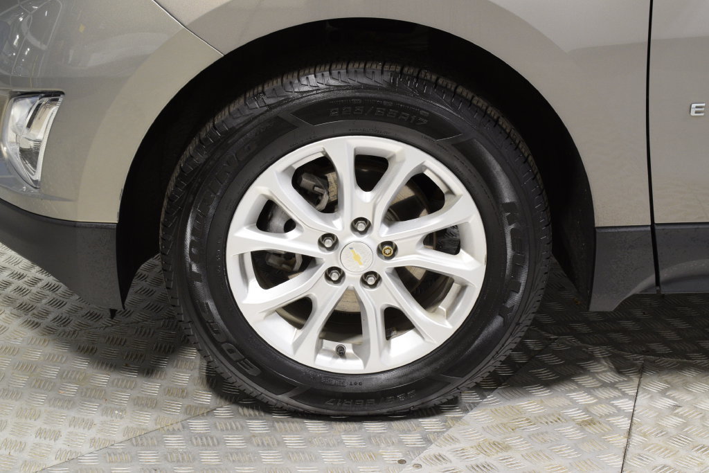 Used 2018 Chevrolet Equinox LT AWD/4WD image 35