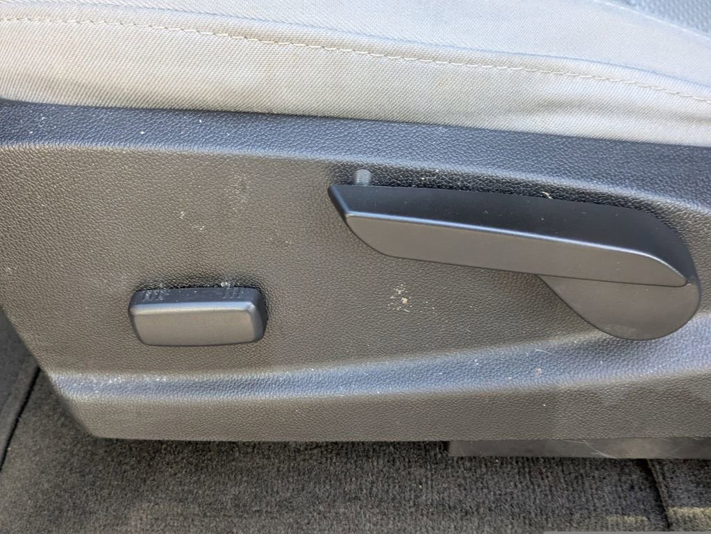 Used 2016 Chevrolet Colorado LT image 20