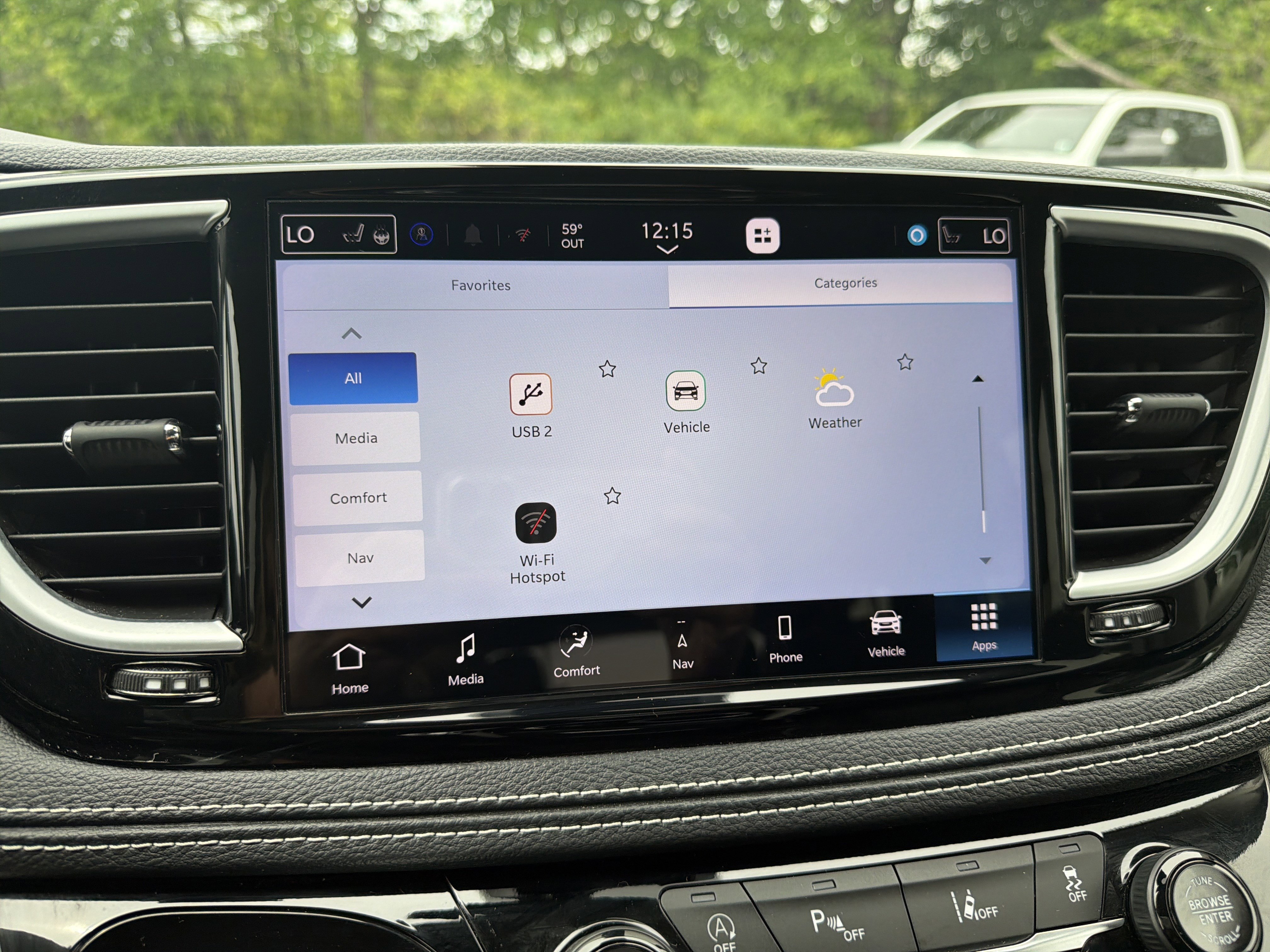 Used 2024 Chrysler Pacifica Limited FWD image 33