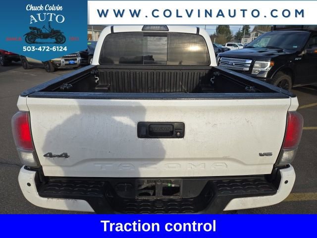 Used 2019 Toyota Tacoma Limited image 4