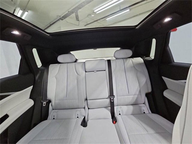 Used 2024 Cadillac Lyriq Sport image 13