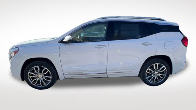Certified 2023 GMC Terrain Denali w/ Denali Premium Package image 5
