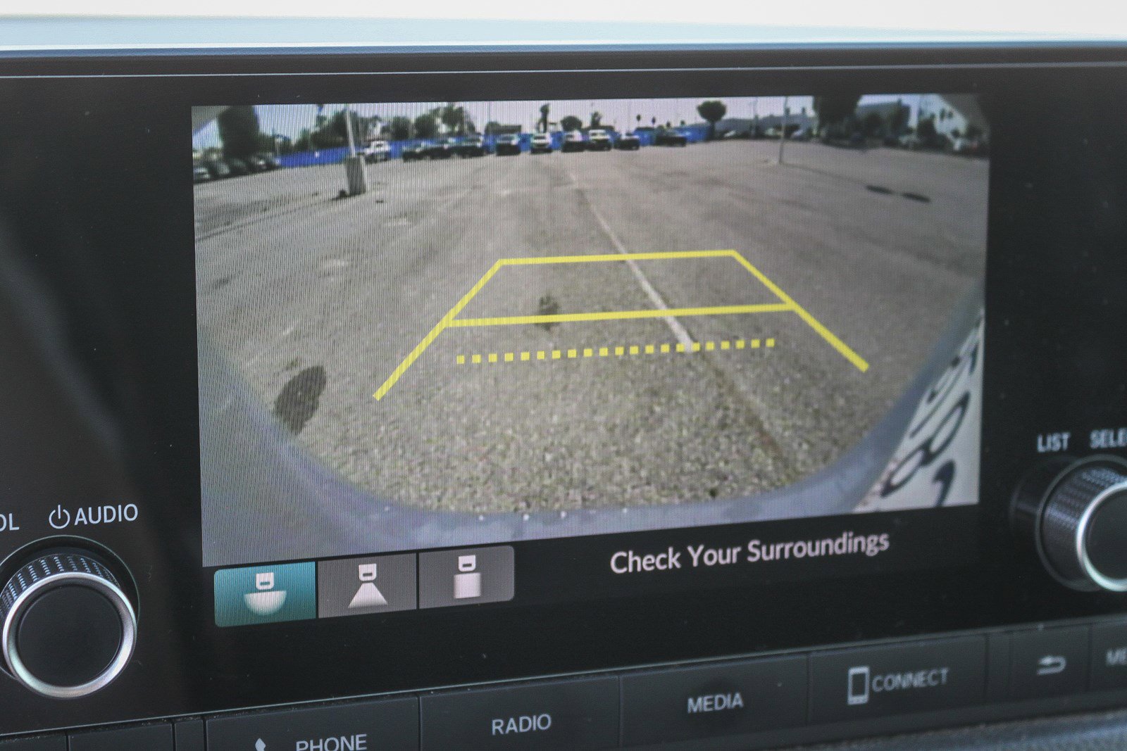 Used 2025 Honda CR-V LX image 25