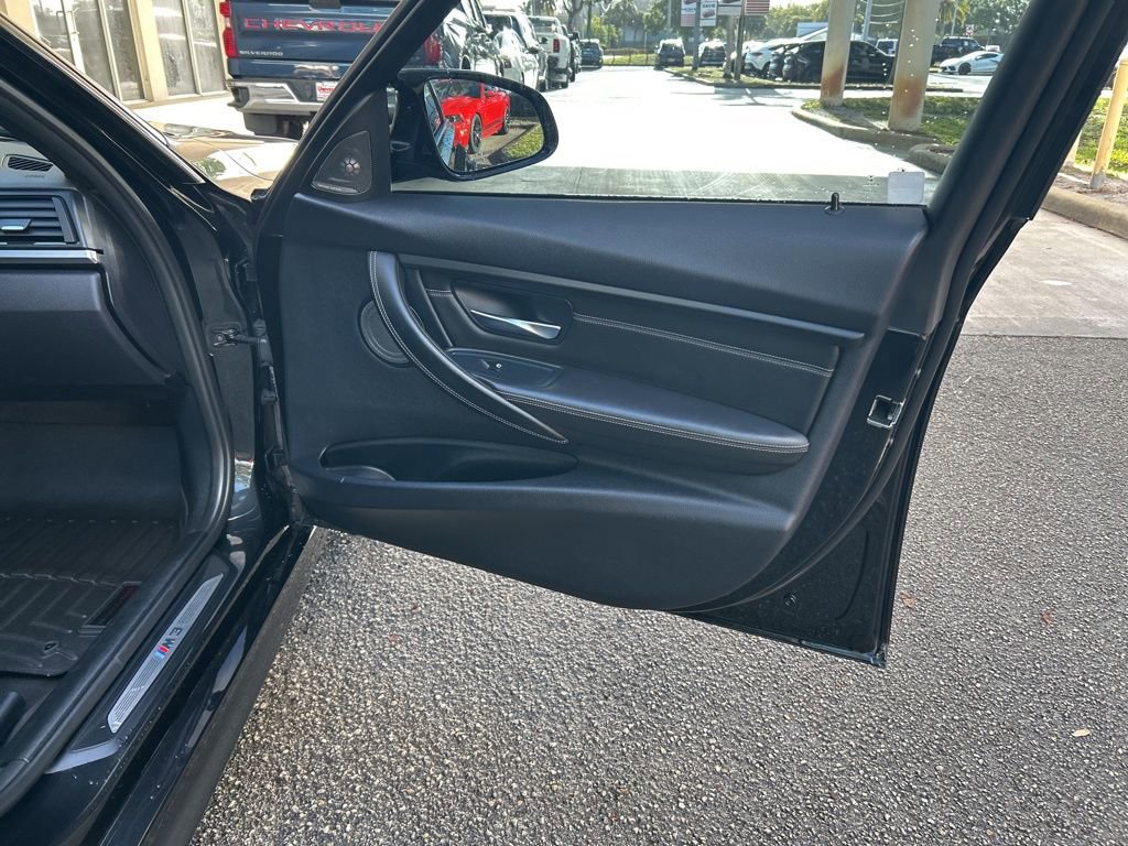 Used 2015 BMW M3 image 34