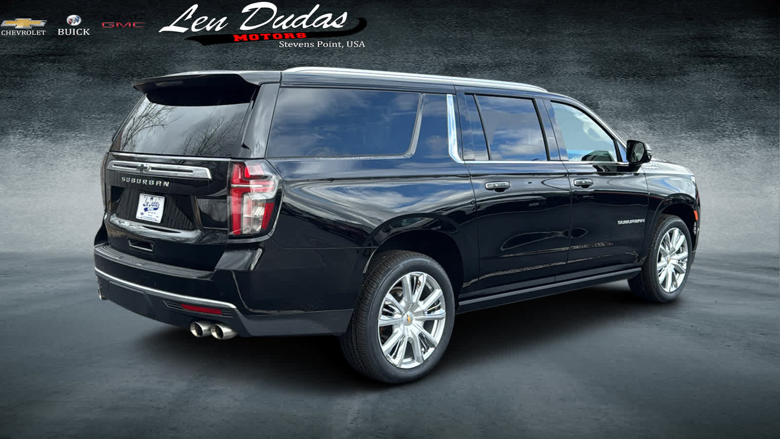 Certified 2023 Chevrolet Suburban High Country AWD/4WD image 4