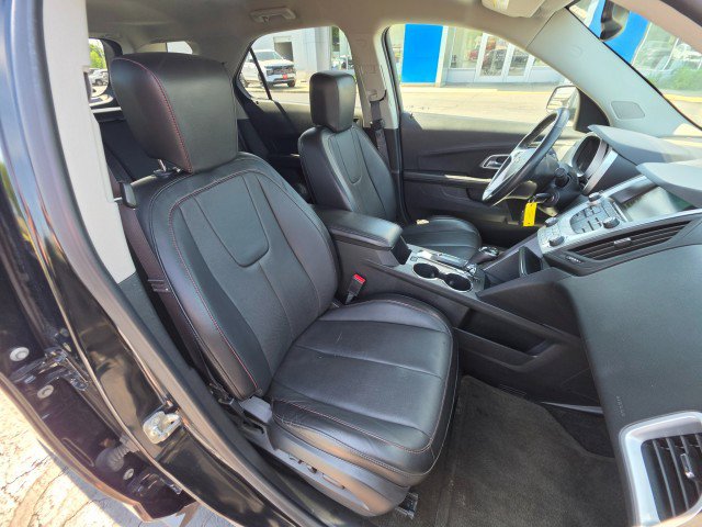 Used 2017 Chevrolet Equinox Premier w/ Enhanced Convenience Package AWD/4WD image 12