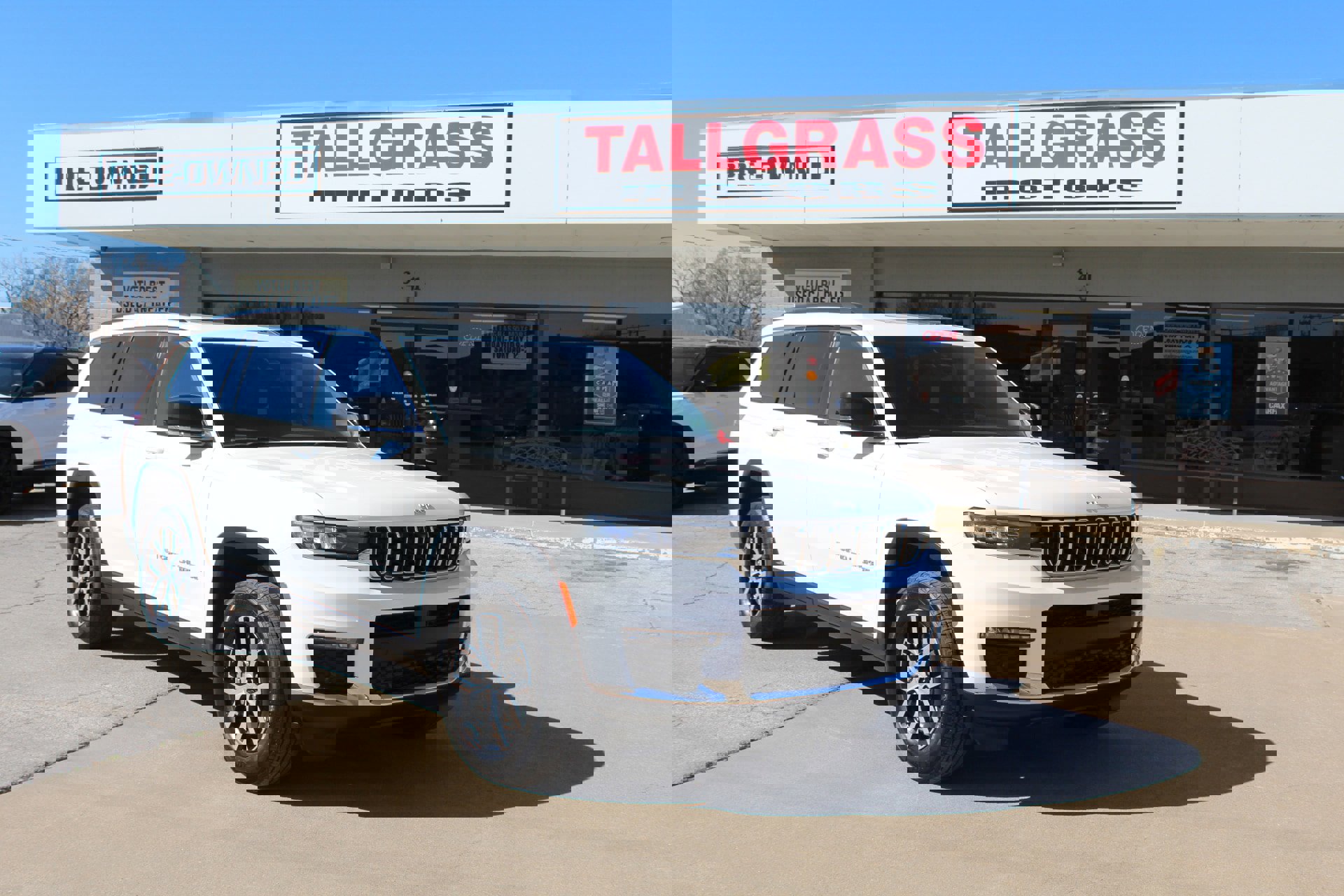 Used 2024 Jeep Grand Cherokee L Limited w/ Luxury Tech Group II image 1