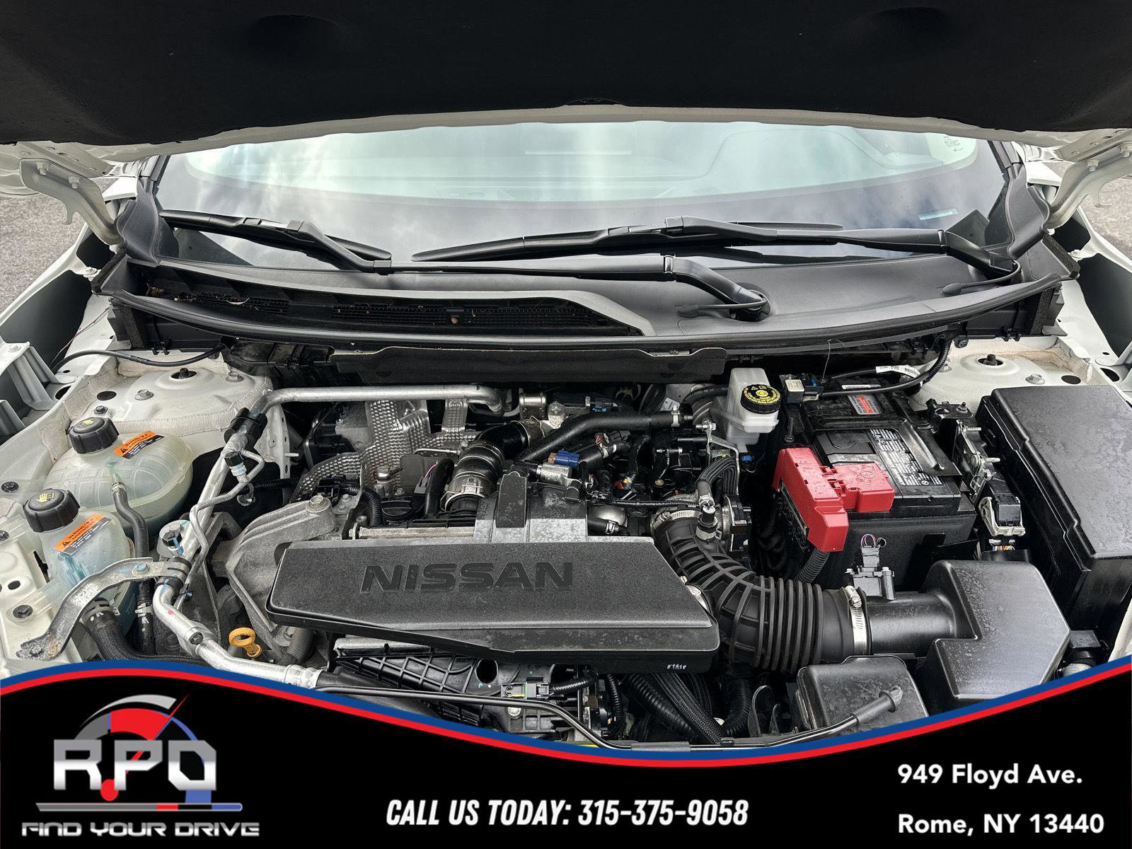 Used 2024 Nissan Rogue S image 11