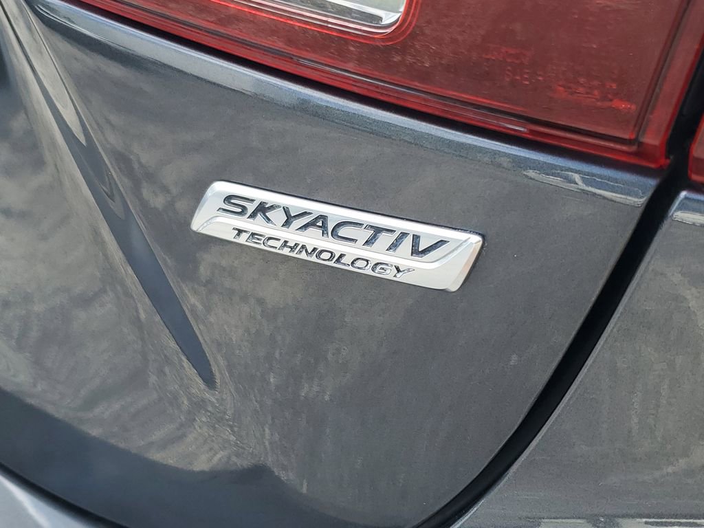 Used 2016 MAZDA MAZDA3 i Grand Touring image 8