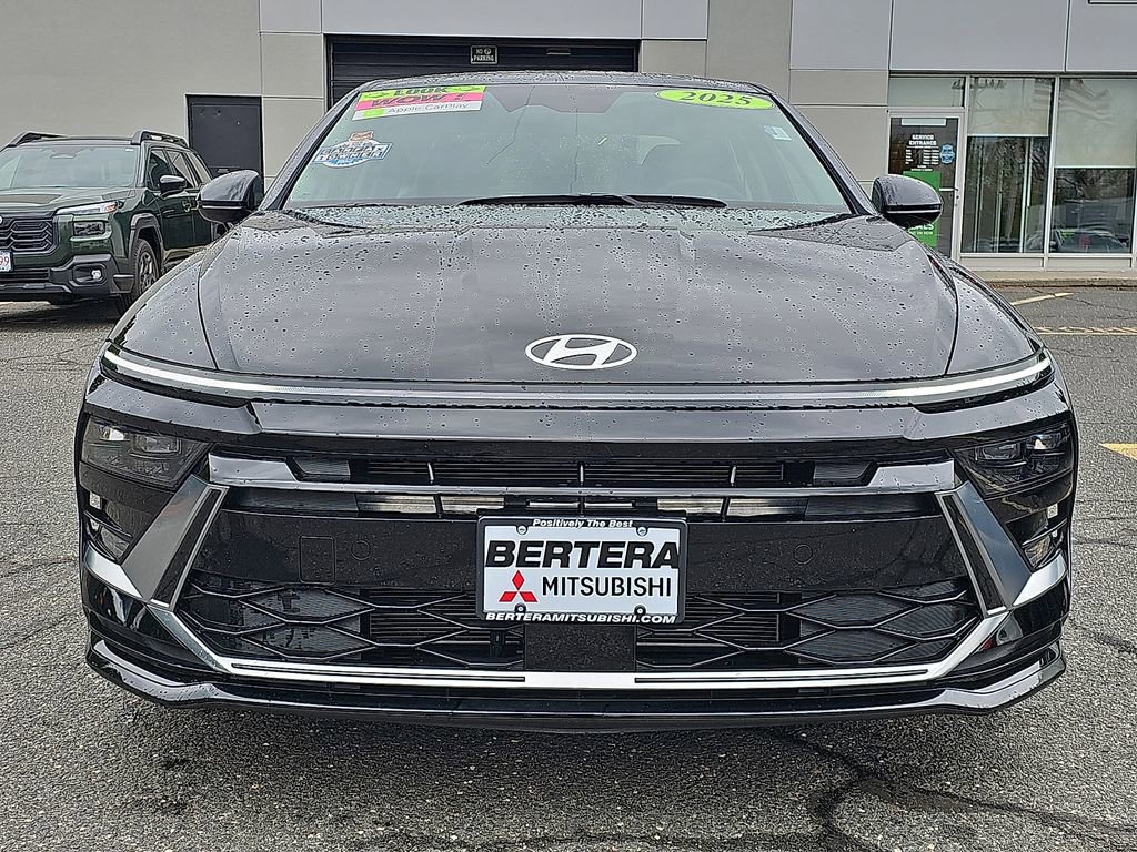 Used 2024 Hyundai Sonata SEL AWD/4WD image 2