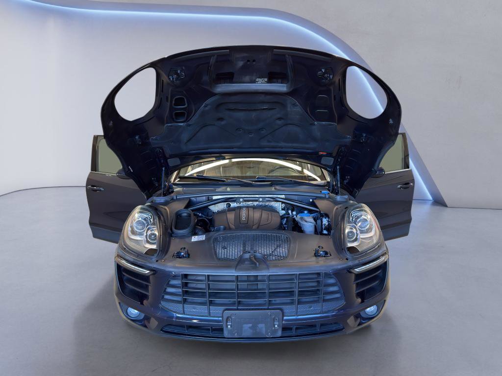 Used 2017 Porsche Macan AWD/4WD image 8