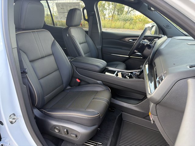 New 2026 Chevrolet Traverse High Country w/ LPO, Floor Liner Package image 34