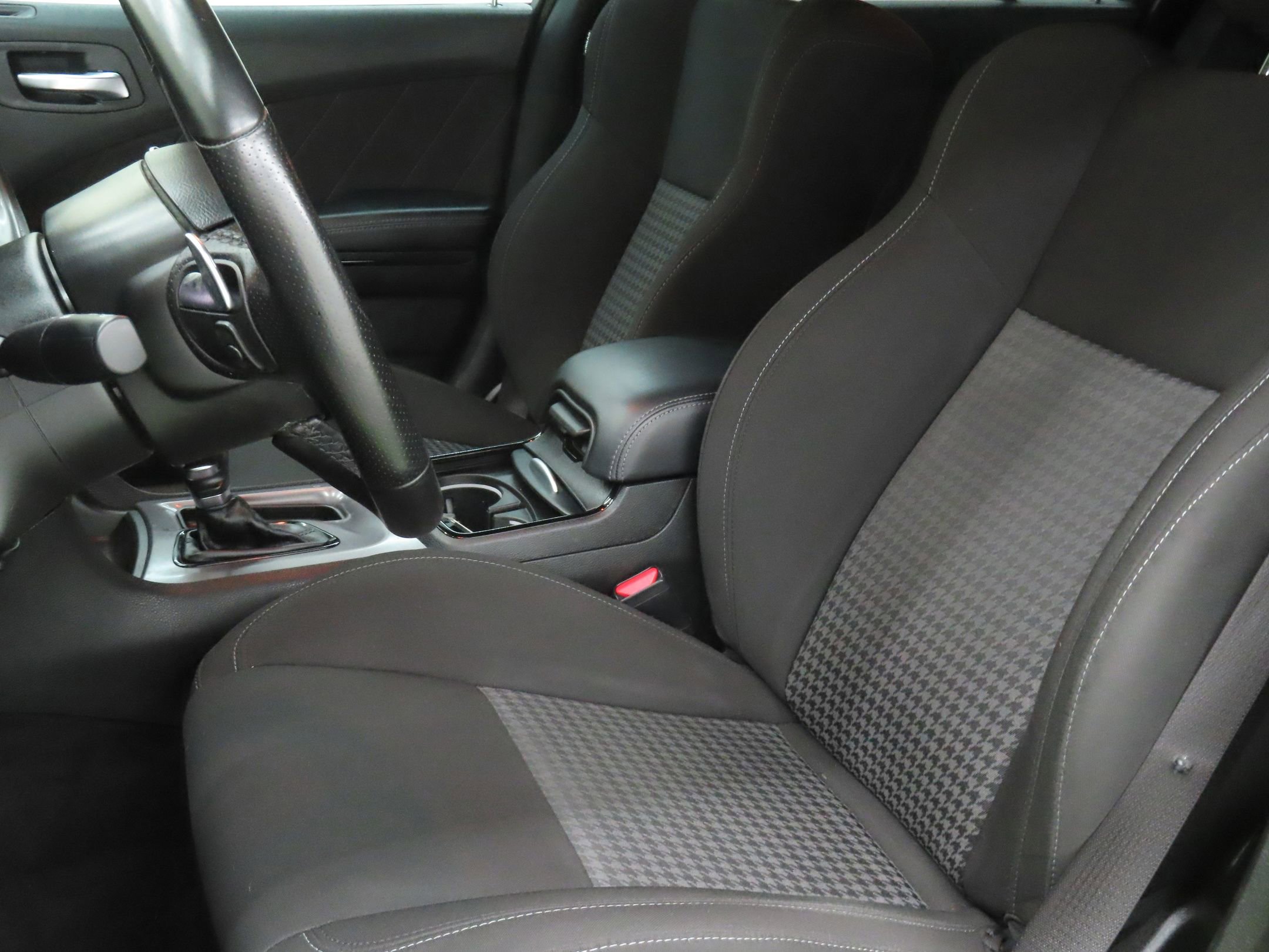 Used 2023 Dodge Charger R/T w/ Blacktop Package image 10